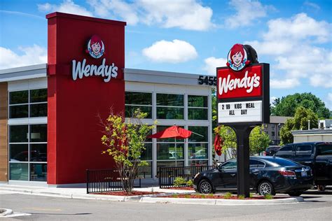 wendy's open now|is wendy's open on thanksgiving.